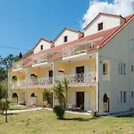 Apartment Southbank Seafront Katelios