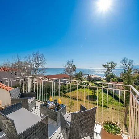 Апартаменты Southbank Seafront Кателиос