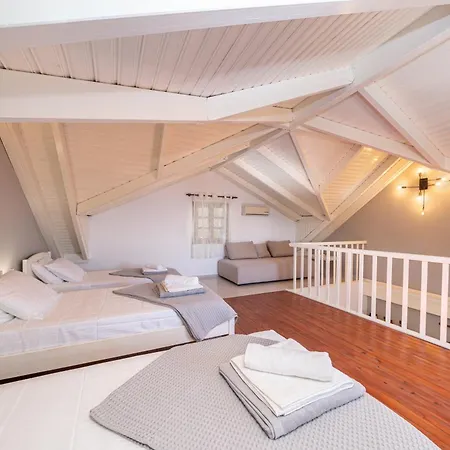 Апартаменты Southbank Seafront *