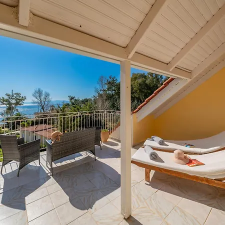 Southbank Seafront Апартаменты *