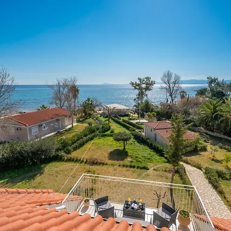 Southbank Seafront * Кателиос