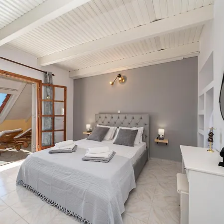 Апартаменты Southbank Seafront